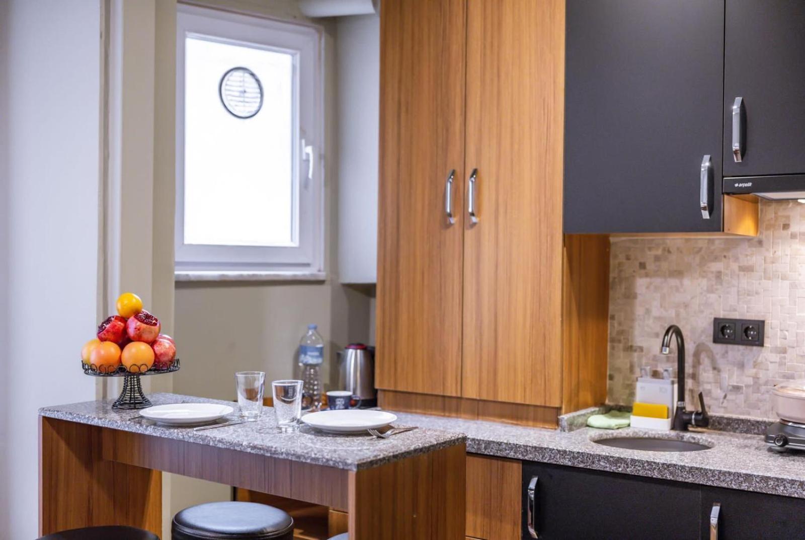 Ongalata Hotel Истанбул Екстериор снимка
