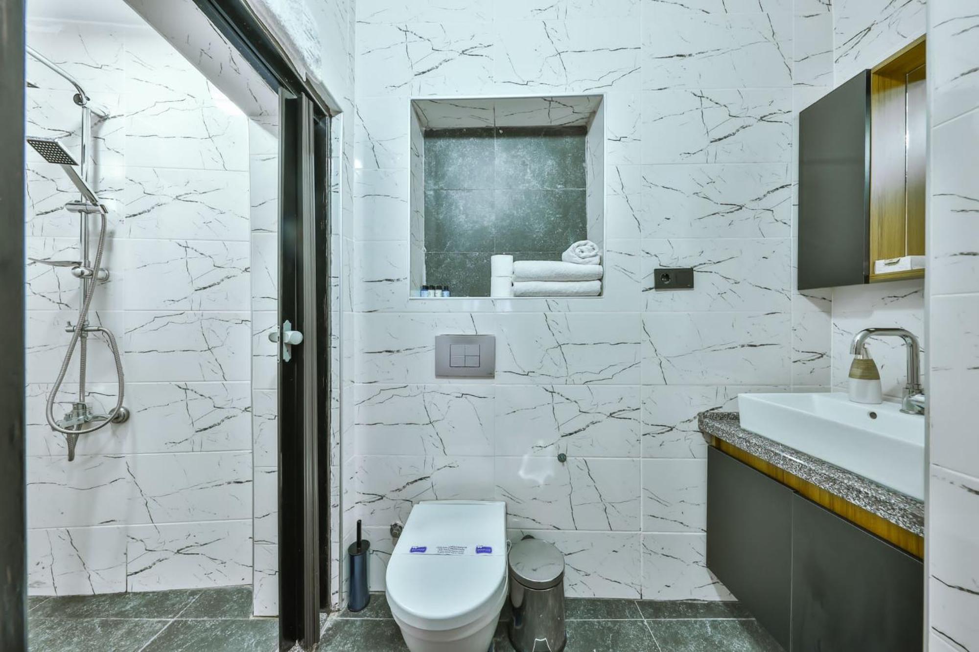 Ongalata Hotel Истанбул Екстериор снимка